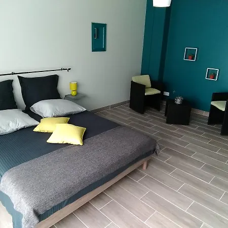 De L'escale בית הארחה Viols-le-Fort